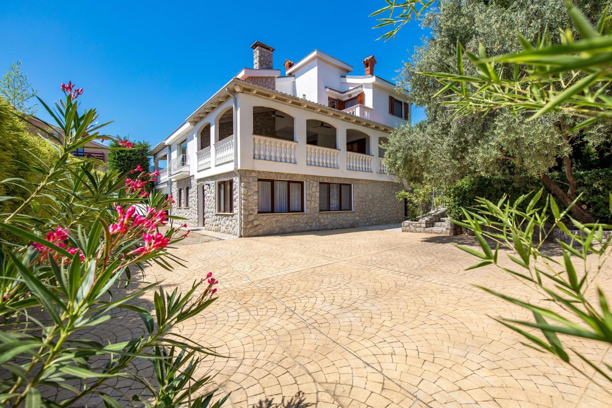 The Nest * Opatija